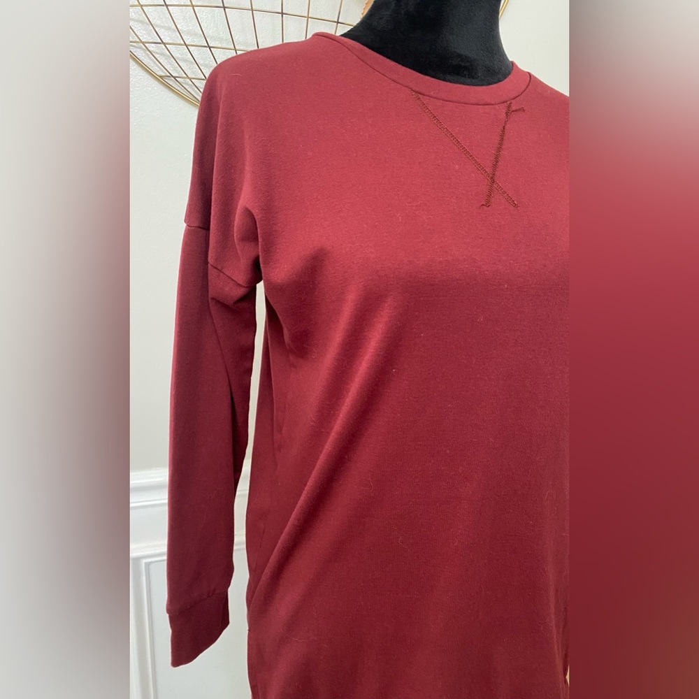 Simple Red Sweater Top - Picture 3 of 7